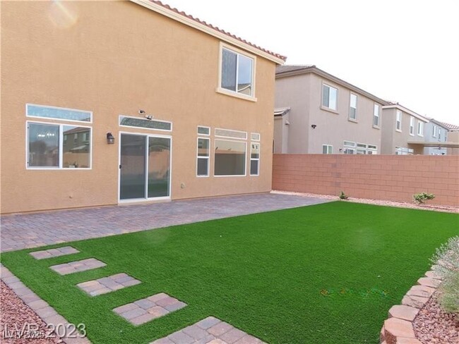 property at 6352 Rock Strm Ln