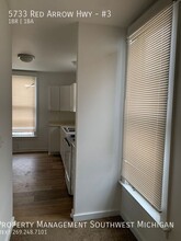 5733 Red Arrow Hwy in Stevensville, MI - Building Photo - Building Photo