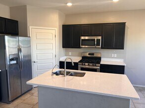 6183 S Water Fountain Dr in Tucson, AZ - Building Photo - Building Photo