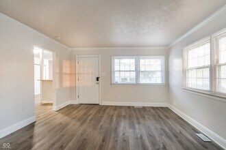 3232 Wellington Ave in Indianapolis, IN - Foto de edificio - Building Photo