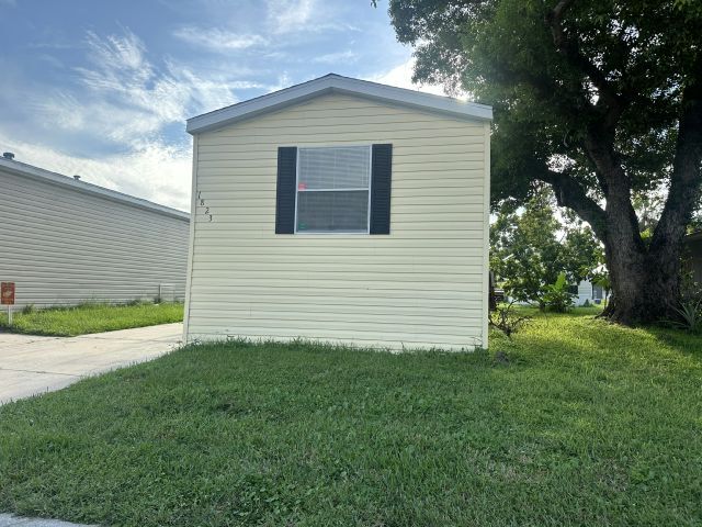 property at 1823 Morehead Ave