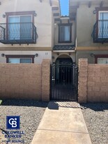 111 in Apple Valley, CA - Building Photo