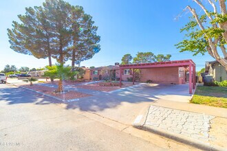 3417 Aberdeen St in El Paso, TX - Building Photo - Building Photo