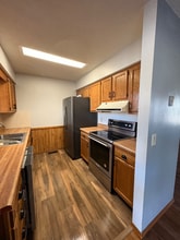 1035 McClure Ln in Mountain Home, AR - Foto de edificio - Building Photo