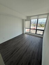 1950 NW 1st Pl, Unit B121 in Miami, FL - Foto de edificio - Building Photo