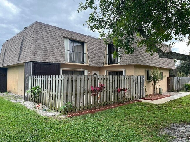 property at 4602 Waterview Cir