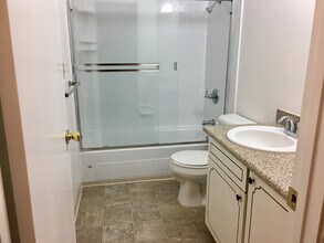 1489 St James Pkwy in Concord, CA - Building Photo - Building Photo