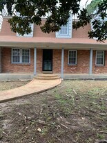 2349 Ridgeland St in Memphis, TN - Building Photo