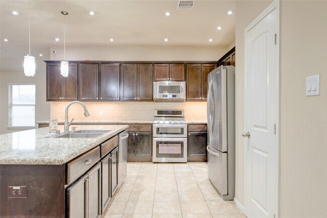 9322 Limestone Ranch Ln in Richmond, TX - Foto de edificio - Building Photo