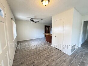 1527 Leeway Ave in Orlando, FL - Building Photo - Building Photo
