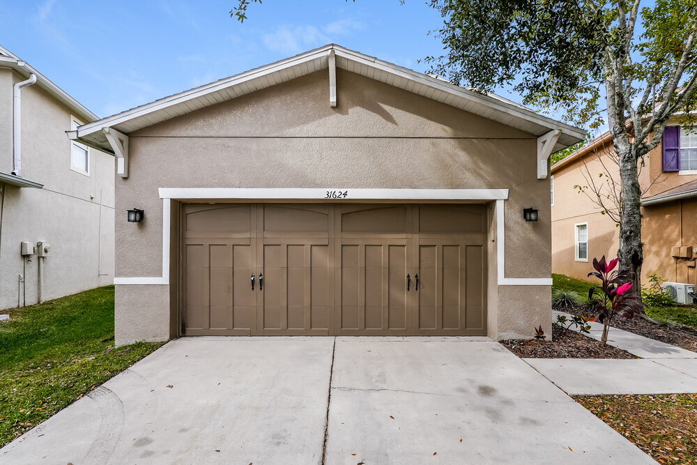 31624 Spoonflower Cir in Wesley Chapel, FL - Building Photo