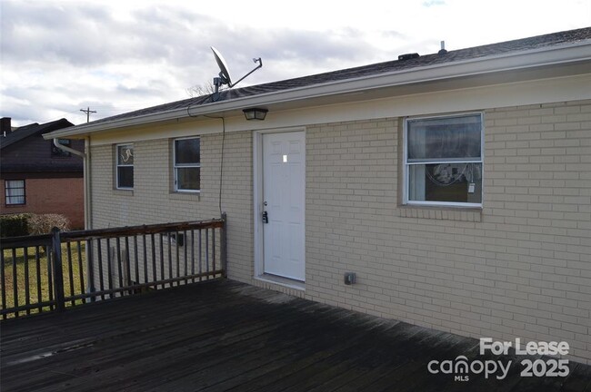 property at 2166 Old Mountain Rd