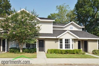 Laurel Park Apartments in Ocala, FL - Building Photo - Building Photo