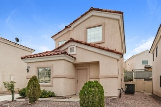 2429 Belt Buckley Dr in Henderson, NV - Building Photo - Building Photo