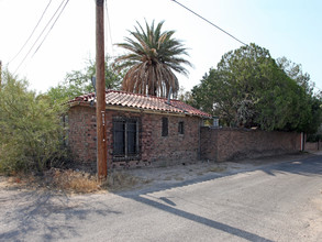 127 E 2nd St in Tucson, AZ - Foto de edificio - Building Photo