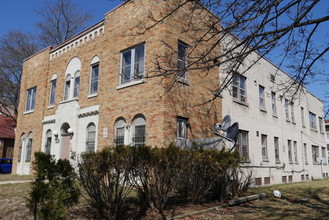 330 W Keefe Ave in Milwaukee, WI - Building Photo - Building Photo