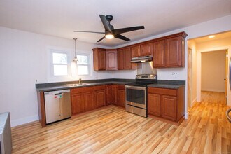 53 Battell St in Torrington, CT - Building Photo - Building Photo
