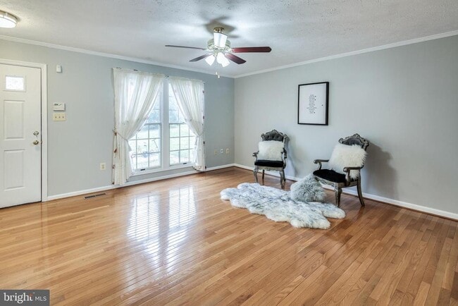 8038 Brightfield Rd in Ellicott City, MD - Building Photo - Building Photo