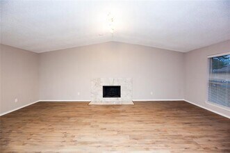 2226 Pueblo Dr in Garland, TX - Building Photo - Building Photo