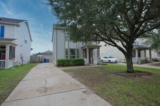 18851 Sandelford Dr in Katy, TX - Building Photo - Building Photo