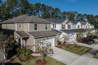 Silver Creek Crossing in Jacksonville, FL - Building Photo - Building Photo