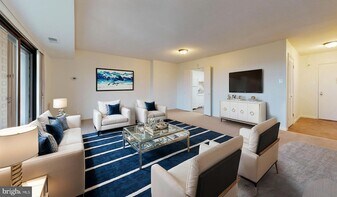 307 Yoakum Pkwy, Unit 1215 in Alexandria, VA - Building Photo