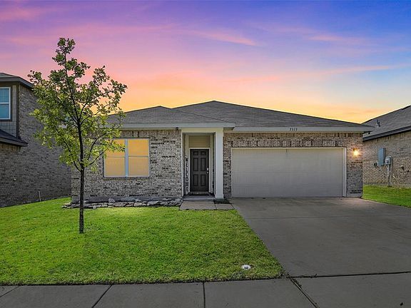 5313 Stone Meadow Ln in Fort Worth, TX - Building Photo