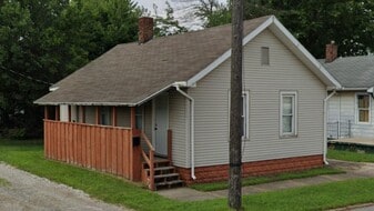 307 S Beiger St in Mishawaka, IN - Building Photo