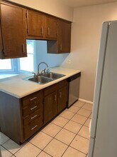 4475 W Milham Ave in Portage, MI - Building Photo - Building Photo