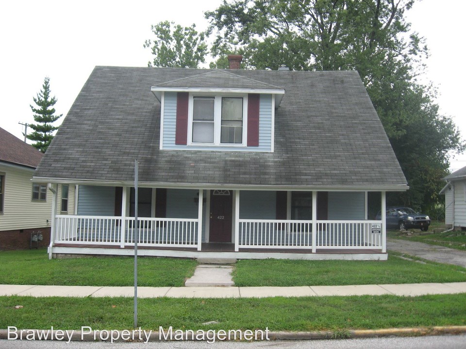 422 E Cottage Grove Ave in Bloomington, IN - Building Photo