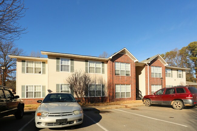 Northgate Apartments in Bryant, AR - Foto de edificio - Building Photo