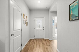 7302 Star Gazer Dr in Corpus Christi, TX - Foto de edificio - Building Photo