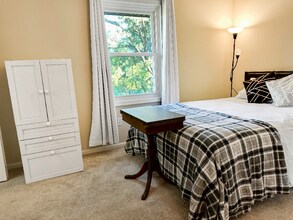 6636 Isle of Skye Dr-Unit -Room in Highland, MD - Building Photo - Building Photo