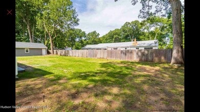 33 Mary Ave in Lake Katrine, NY - Building Photo - Building Photo