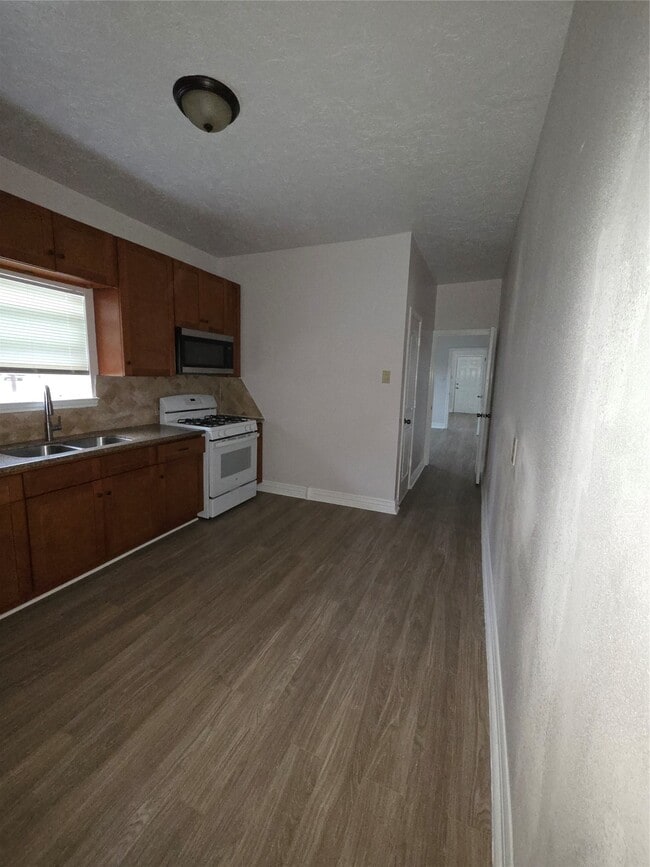 property at 7902 Hudson St