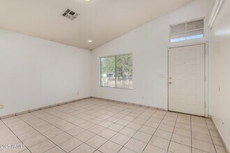 8759 W Coronado Rd in Phoenix, AZ - Building Photo - Building Photo
