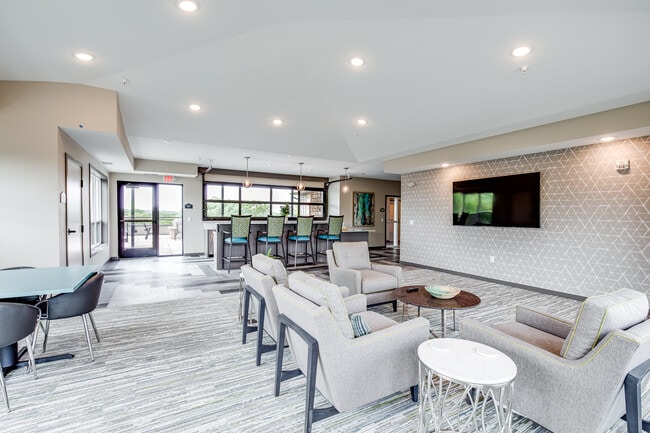 The Overlook at Crystal Lake