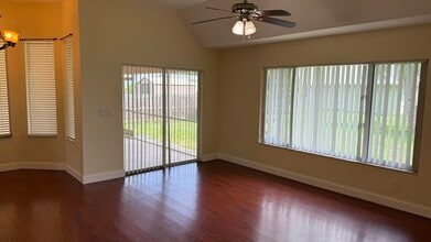 4844 NW North Macedo Blvd in Port St. Lucie, FL - Building Photo - Building Photo