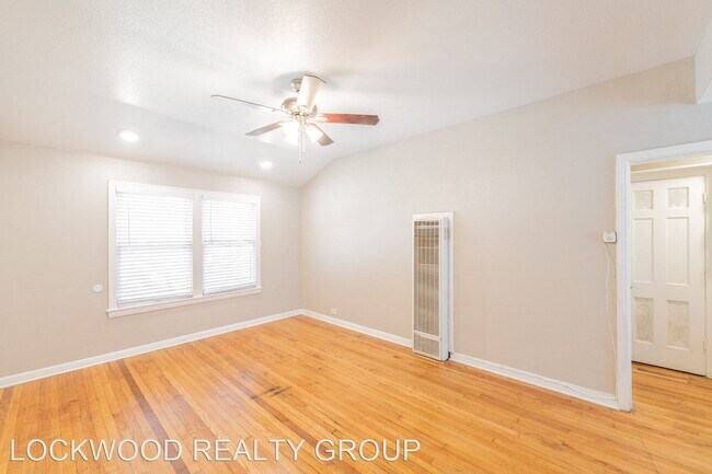 103 Thomas Jefferson Dr in San Antonio, TX - Building Photo - Building Photo