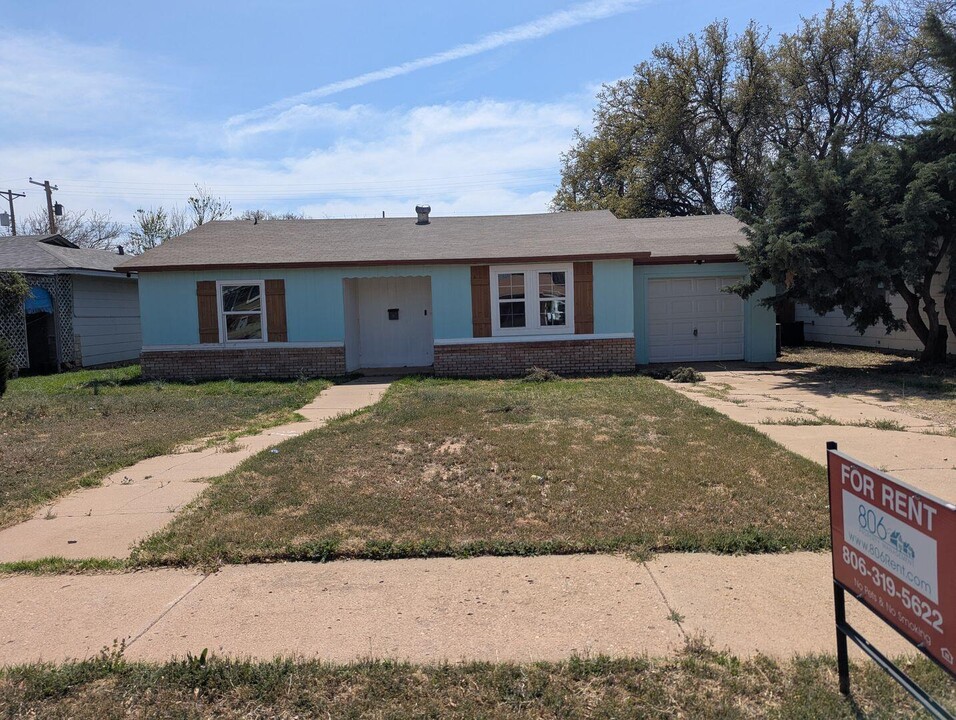 4309 41st St in Lubbock, TX - Foto de edificio