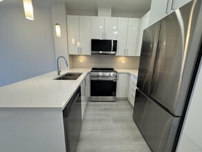 33886 Pine St in Abbotsford, BC - Building Photo - Building Photo