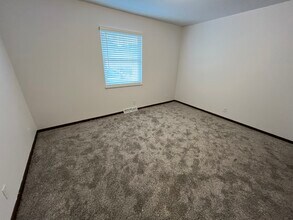 358 N Jefferson St in Zeeland, MI - Building Photo - Building Photo