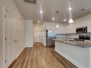 1510 Brookgreen Dr in Charleston, SC - Building Photo - Building Photo