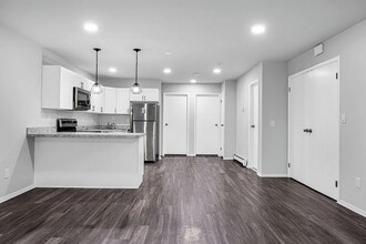 Zen Long Island at Oyster Bay 55+ Community in Amityville, NY - Building Photo - Building Photo