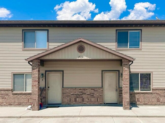 property at 722 W 350 N