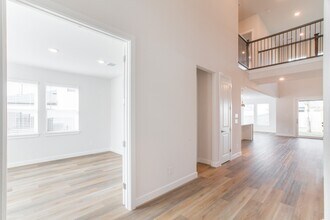 11 Mariposa Wds Dr in Tomball, TX - Building Photo - Building Photo