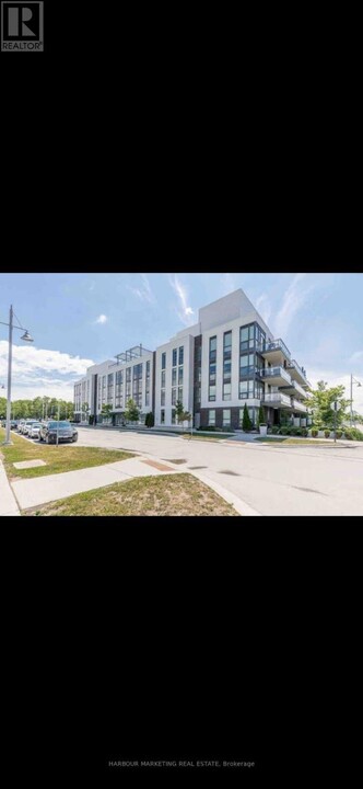 241-241 Sea Ray Ave in Innisfil, ON - Building Photo