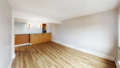 287 Harvard St, Unit APT 67 in Cambridge, MA - Building Photo - Building Photo