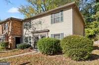 3119 Colonial Way in Atlanta, GA - Foto de edificio - Building Photo