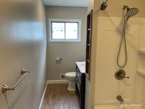 3092 Bordentown Ave in Old Bridge, NJ - Building Photo - Building Photo